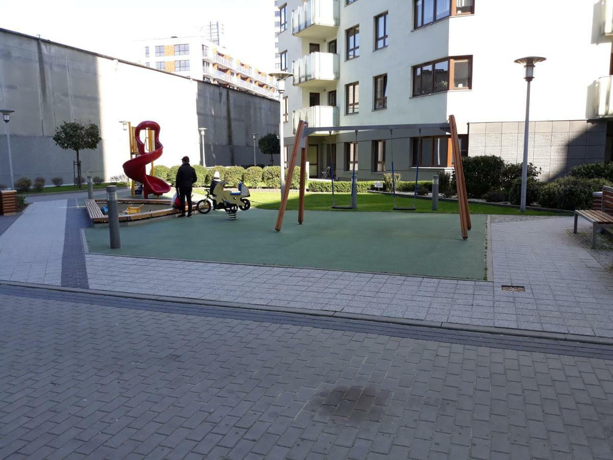 Mg Apartments Gieldowa Warszawa Exteriör bild