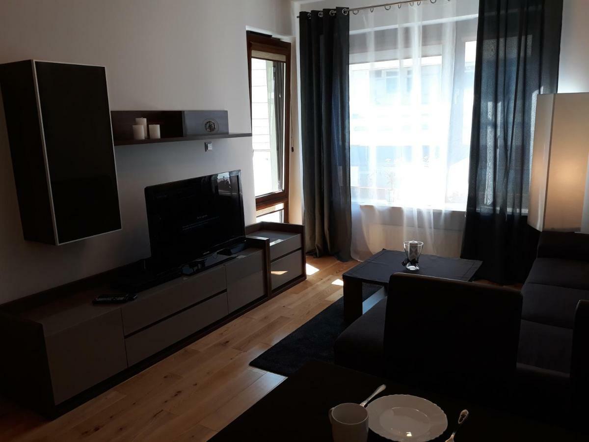 Mg Apartments Gieldowa Warszawa Exteriör bild